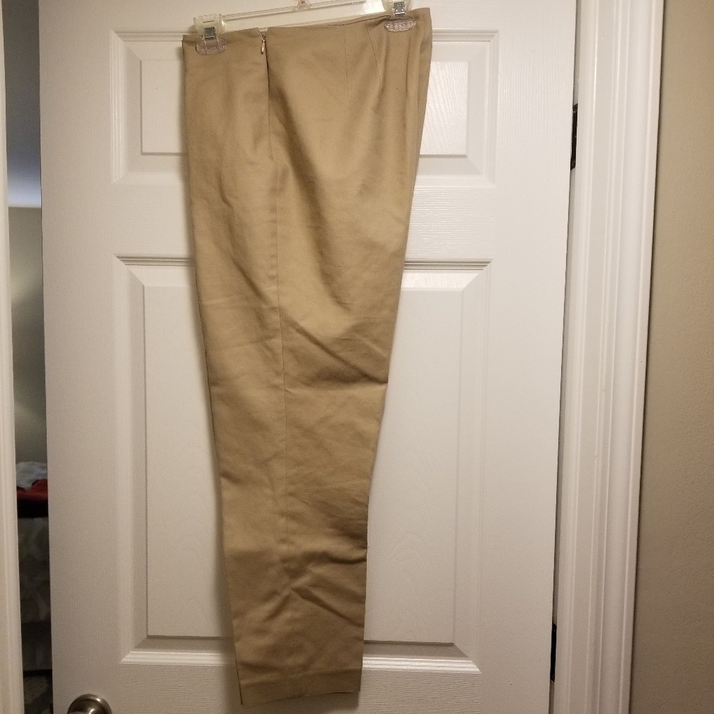 Vince Camuto crop flat front pants - Size 12